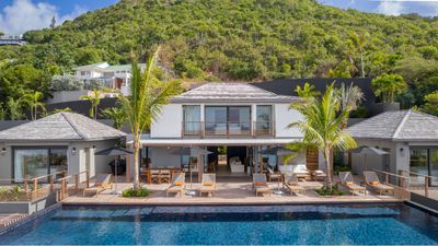 Private villas and spacious suites across the Caribbean offer the perfect blend of luxury, seclusion and togetherness for group getaways.