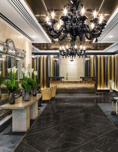 60 Hyde Park Gate Hotel