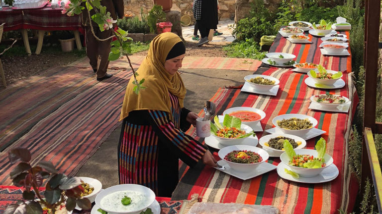 Clients can have lunch at Bait Khayrat Souf. // © 2018 Kenneth Shapiro
