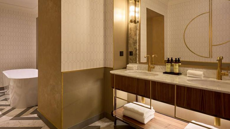 <b>Hotel Saski Krakow, Curio Collection Room</b>. Images powered by <a href=_-4.html title="IcePortal" target="_blank">IcePortal</a>.