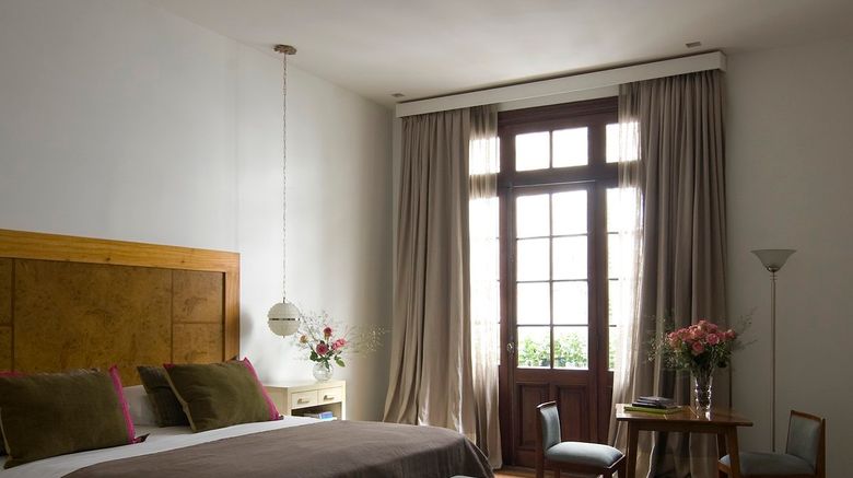 <b>Hub Porteno Room</b>. Images powered by <a href=_-6.html title="Leonardo Worldwide" target="_blank">Leonardo</a>.