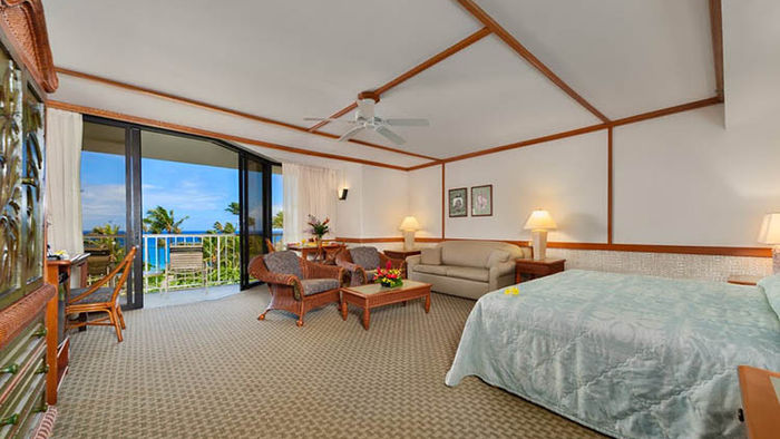Kaanapali Beach Hotel