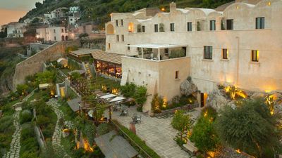 Monastero Santa Rosa Hotel & Spa