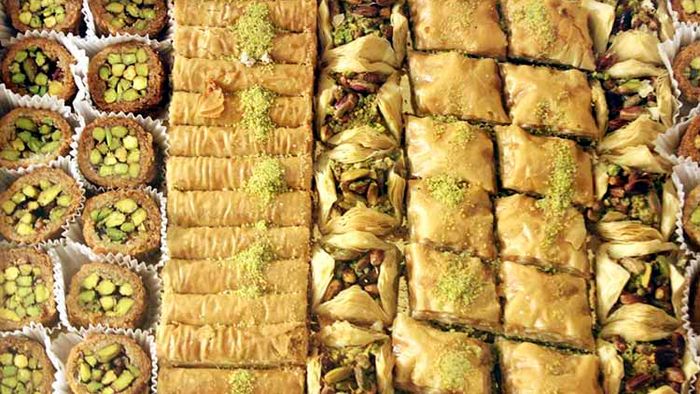 Must-Eat Dishes in Lebanon