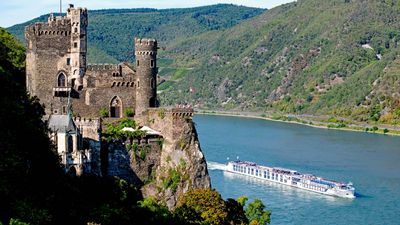 Riverside Luxury Cruises_ Boat