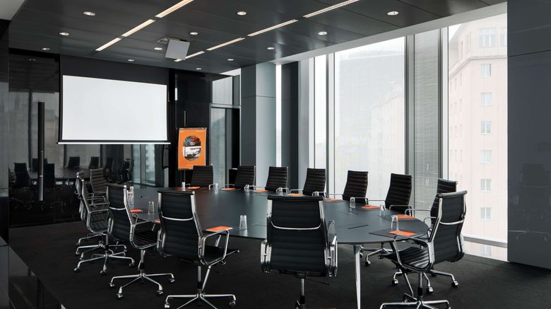 <b>SO/ Vienna Meeting</b>. Images powered by <a href=_-3.html title="Leonardo Worldwide" target="_blank">Leonardo</a>.