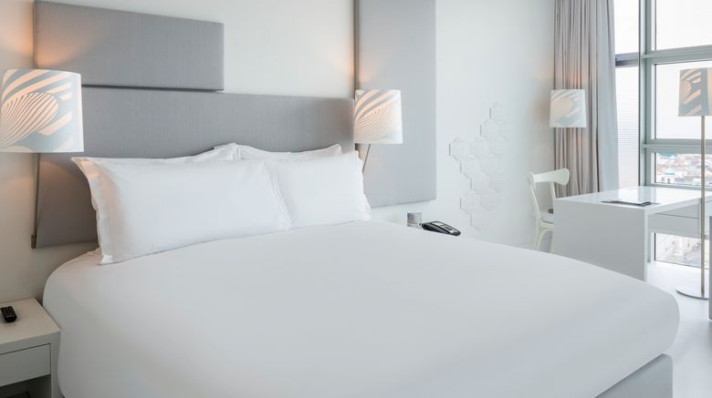 <b>SO/ Vienna Room</b>. Images powered by <a href=_-3.html title="Leonardo Worldwide" target="_blank">Leonardo</a>.