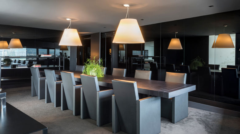 <b>SO/ Vienna Suite</b>. Images powered by <a href=_-3.html title="Leonardo Worldwide" target="_blank">Leonardo</a>.