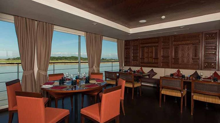 The dining room is where all meals are served on Avalon Myanmar. // © 2016 Avalon Waterways