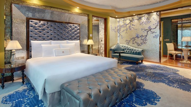 <b>The Reverie Saigon Suite</b>. Images powered by <a href=_-2.html title="Leonardo Worldwide" target="_blank">Leonardo</a>.