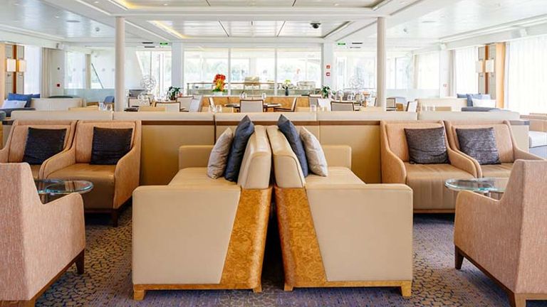Viking River Cruises_observation lounge2